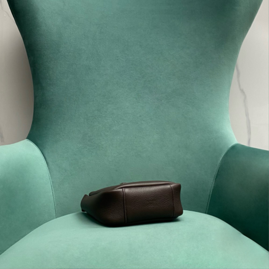 생로랑 그레인 가죽 소재의 유영한 LE 5 A 7 베이비백 809461 15716cm 초콜릿05.jpg