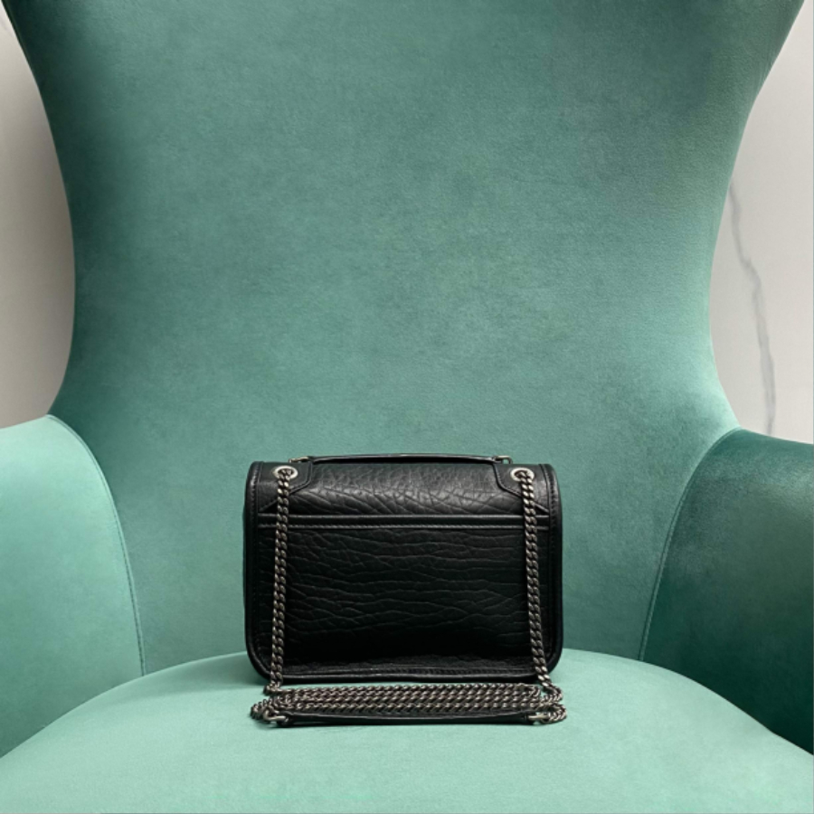 생로랑 그레인 램스킨 소재 NIKI 미니 블랙 828736 1812.55cm2.jpg