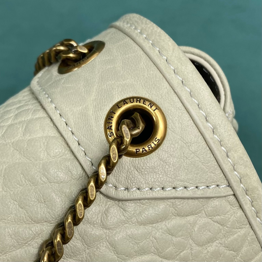 생로랑 그레인 램스킨 소재 NIKI 미니 아이보리 828736 1812.55cm08.jpg