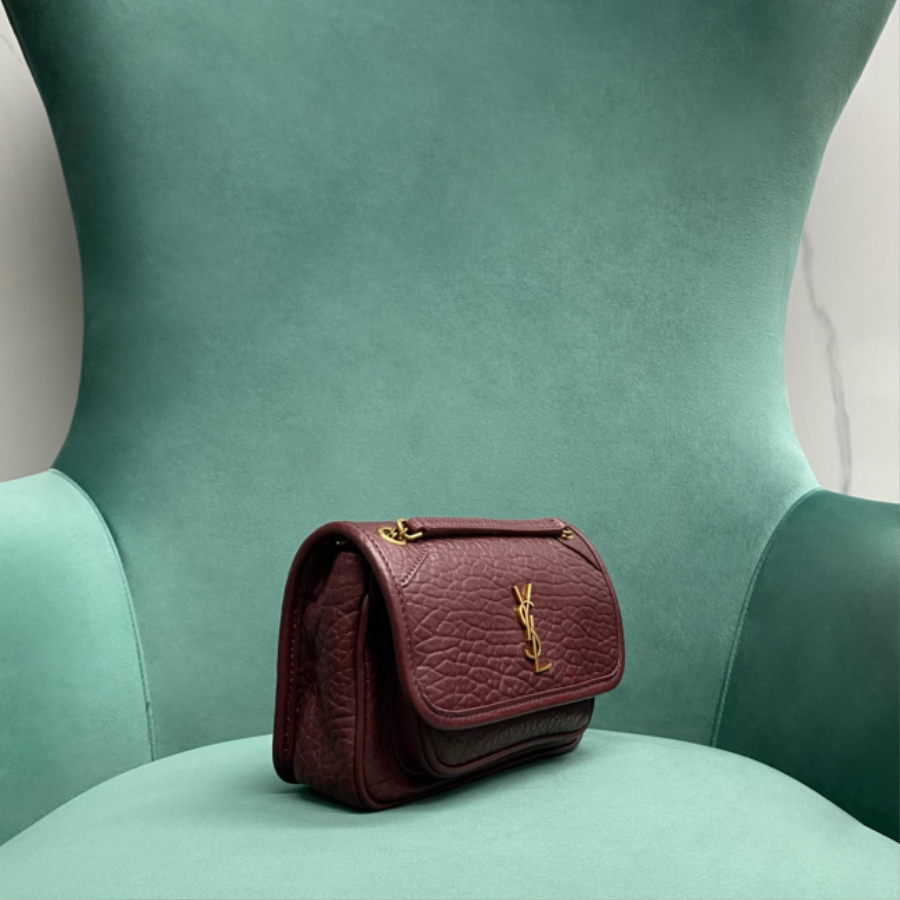 생로랑 그레인 램스킨 소재 NIKI 미니 와인 828736 1812.55cm04.jpg