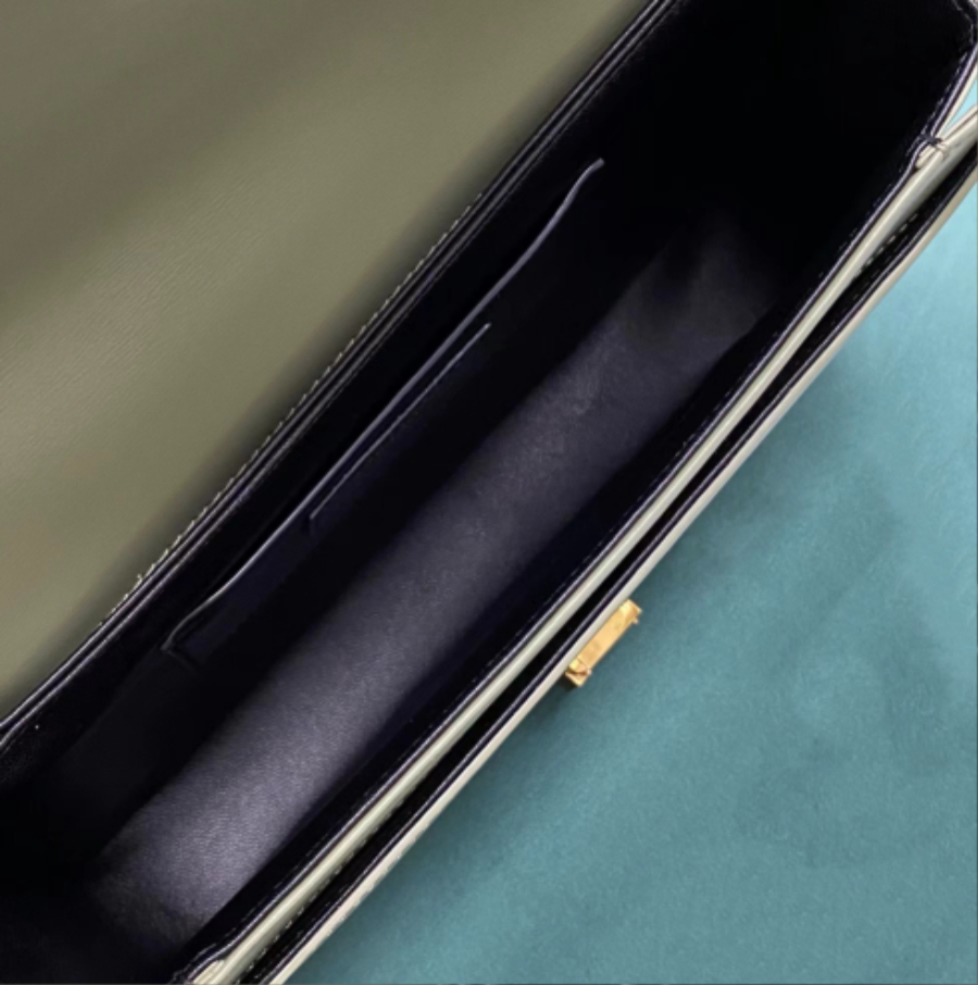 생로랑 금장 가죽 미디엄 사첼 백 그린 634305 23616cm8.jpg