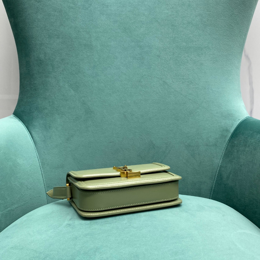 생로랑 금장 가죽 스몰 사첼 백 그린 634306 18.5144cm4.jpg