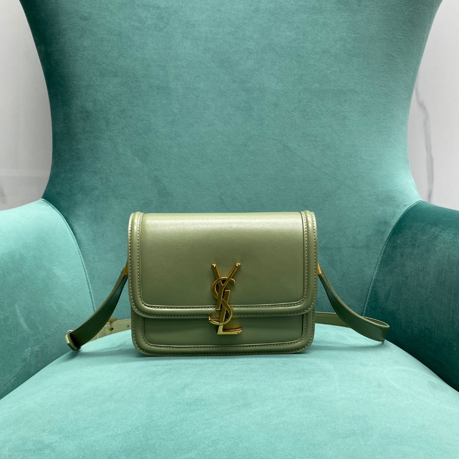 생로랑 금장 가죽 스몰 사첼 백 그린 634306 18.5144cm1.jpg
