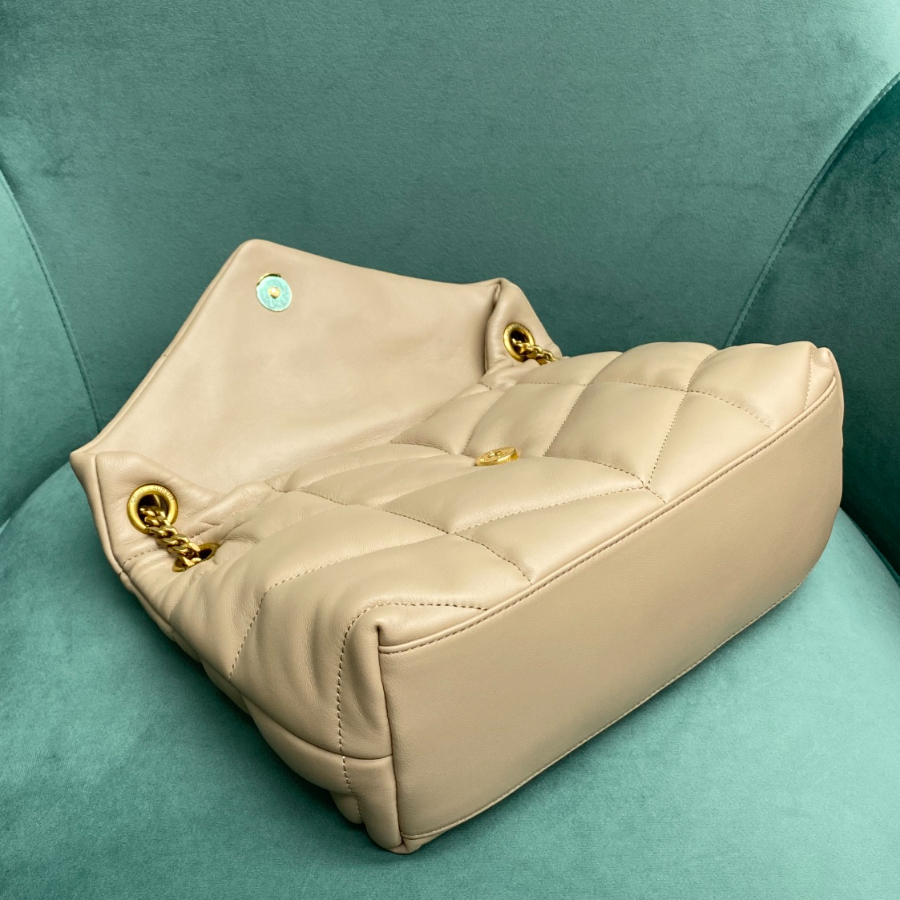 생로랑 나파 퀼팅 가죽 소재 PUFFER 스몰 577476 281118cm 다크 베이지4.jpg