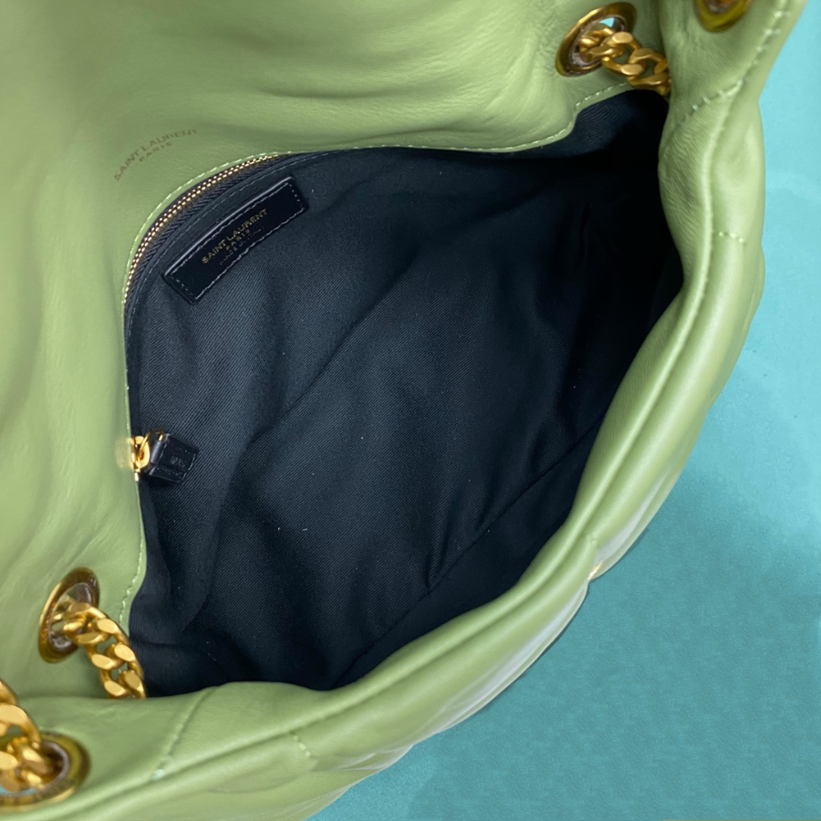 생로랑 나파 퀼팅 가죽 소재 PUFFER 스몰 577476 281118cm 라이트 그린9.jpg