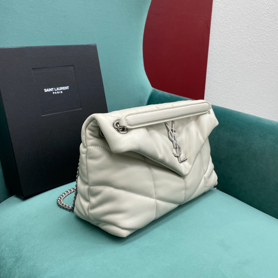 생로랑 나파 퀼팅 가죽 소재 PUFFER 스몰 577476 281118cm 라이트 베이지 은장3.jpg