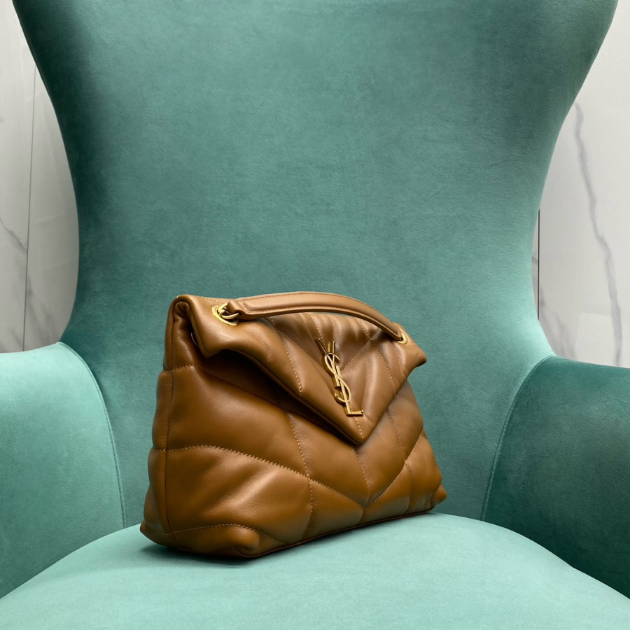 생로랑 나파 퀼팅 가죽 소재 PUFFER 스몰 577476 281118cm 브라운3.jpg