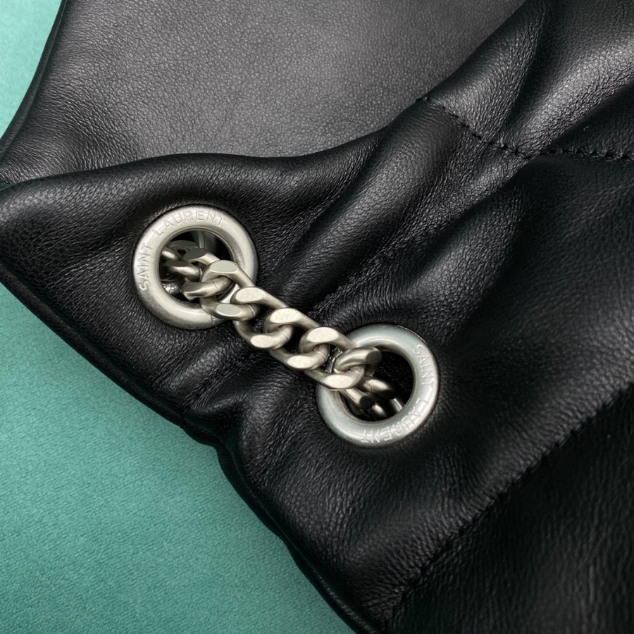 생로랑 나파 퀼팅 가죽 소재 PUFFER 스몰 577476 281118cm 블랙 은장7.jpg