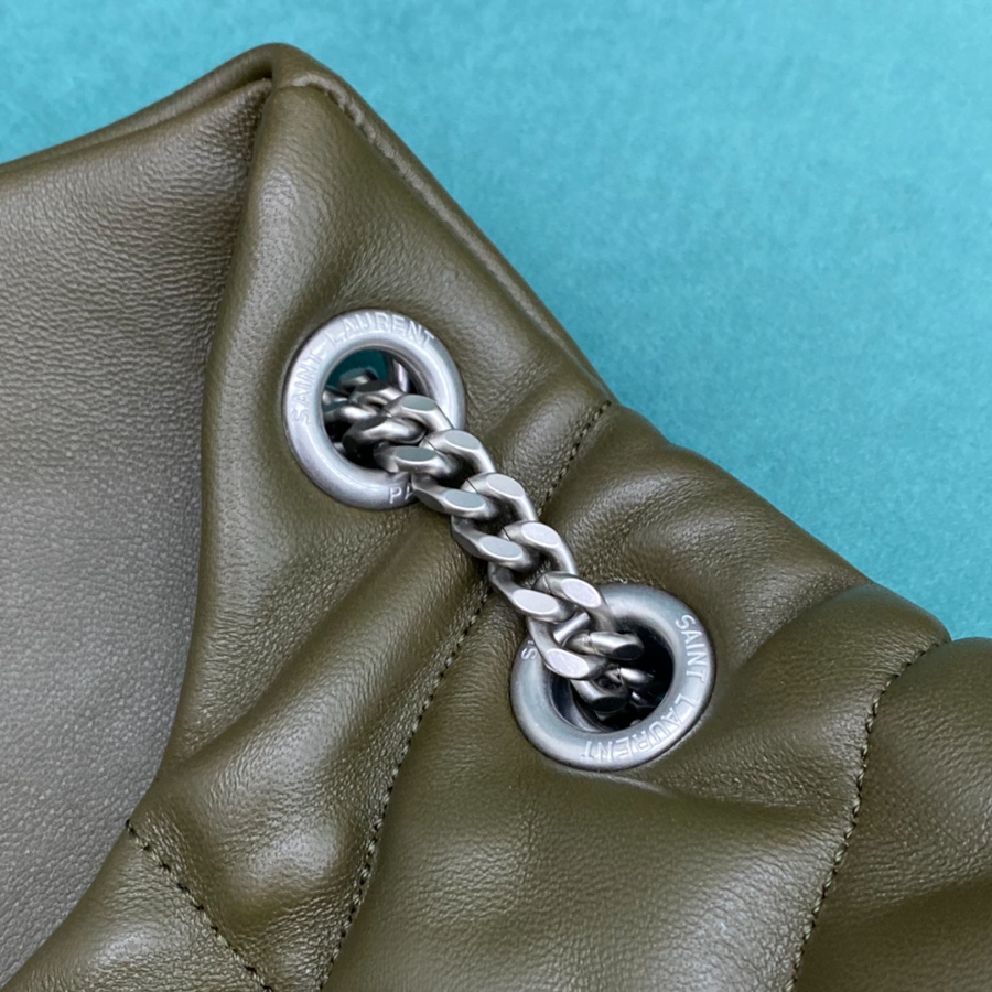 생로랑 나파 퀼팅 가죽 소재 PUFFER 스몰 577476 281118cm 올리브 은장6.jpg