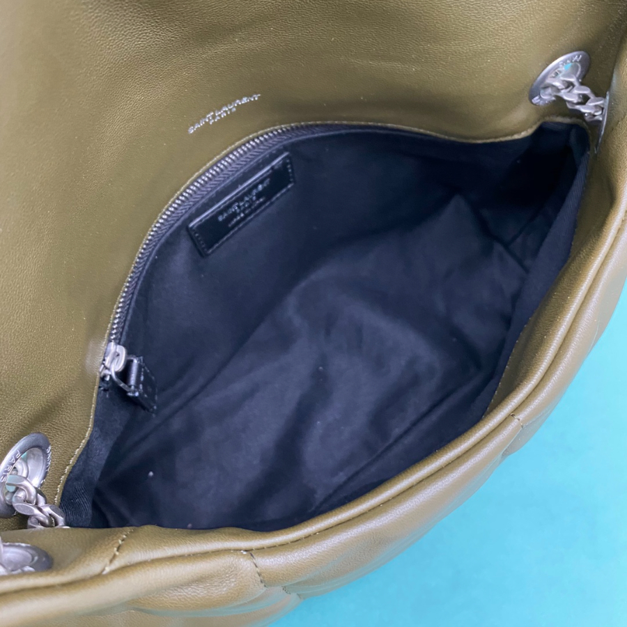 생로랑 나파 퀼팅 가죽 소재 PUFFER 스몰 577476 281118cm 올리브 은장9.jpg