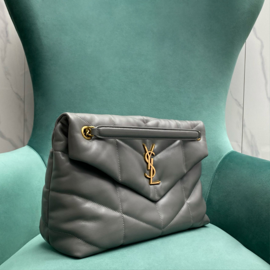 생로랑 나파 퀼팅 소재 PUFFER 577475 331424cm 그레이 금장03.jpg