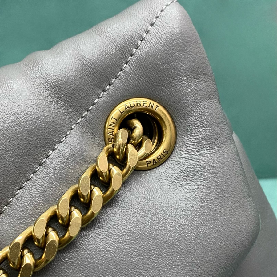 생로랑 나파 퀼팅 소재 PUFFER 577475 331424cm 그레이 금장08.jpg