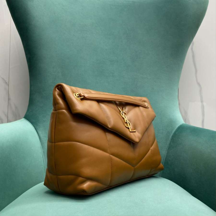 생로랑 나파 퀼팅 소재 PUFFER 577475 331424cm 브라운 금장03.jpg