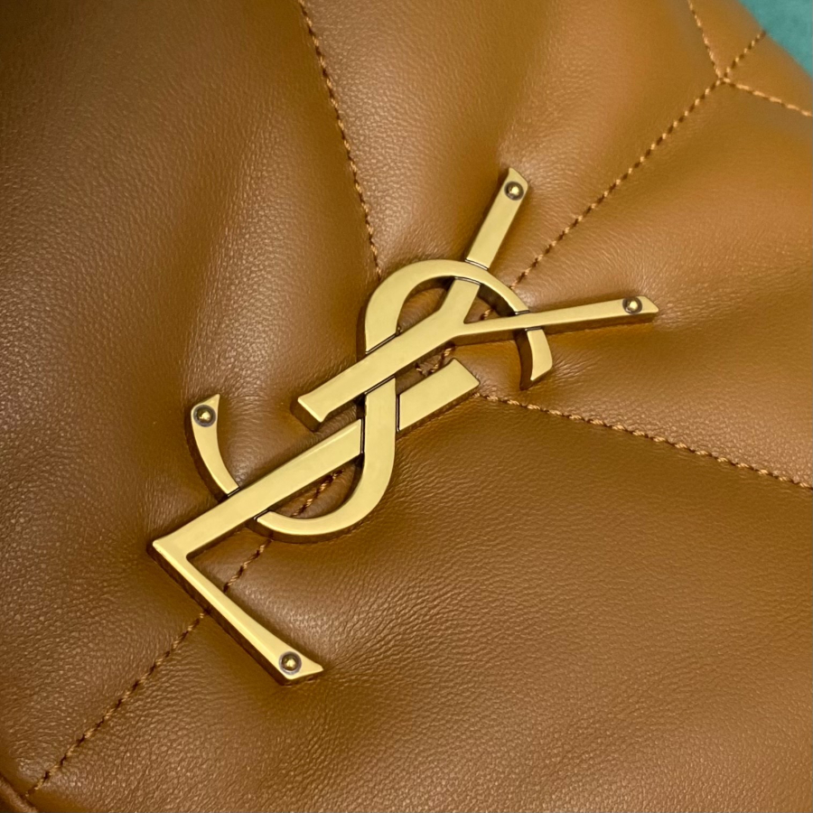 생로랑 나파 퀼팅 소재 PUFFER 577475 331424cm 브라운 금장06.jpg