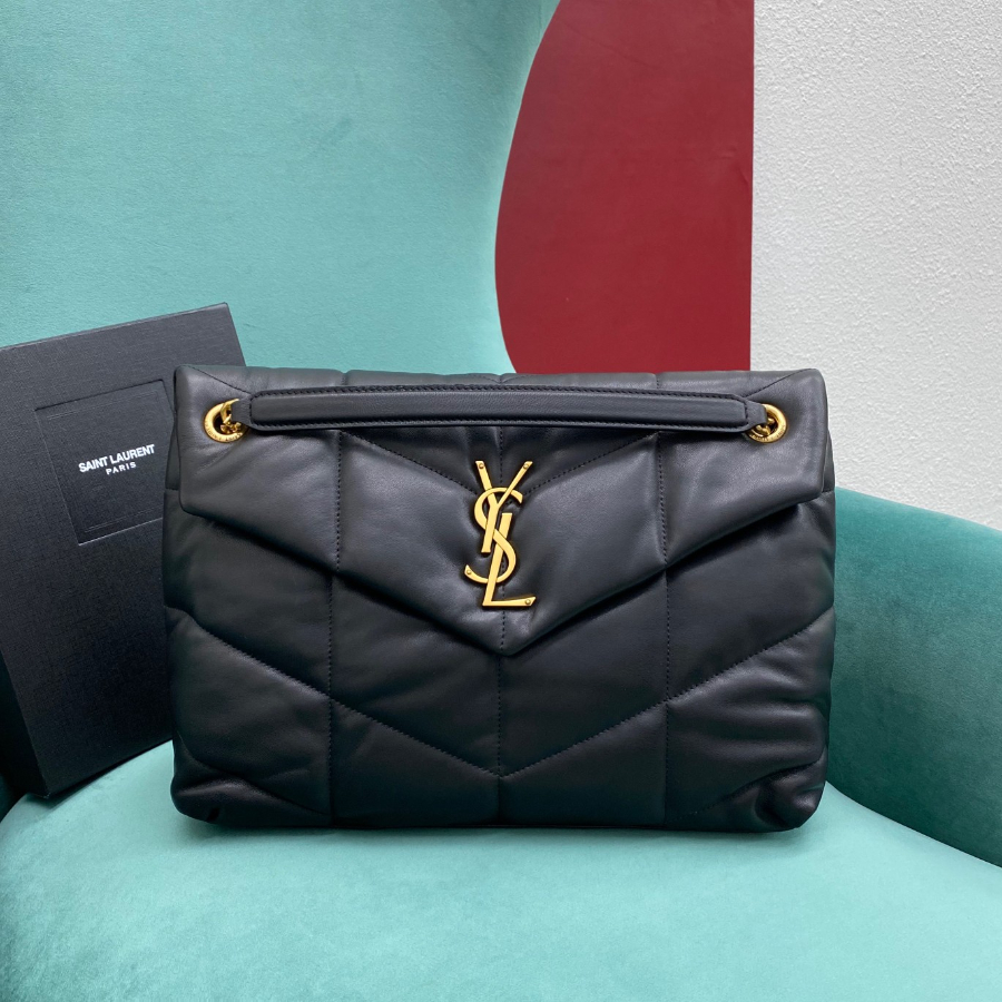 생로랑 나파 퀼팅 소재 PUFFER 577475 331424cm 블랙 금장01.jpg