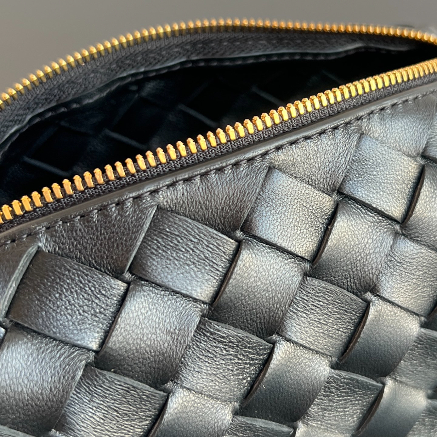 보테가베네타 미니루프카메라백8.jpg