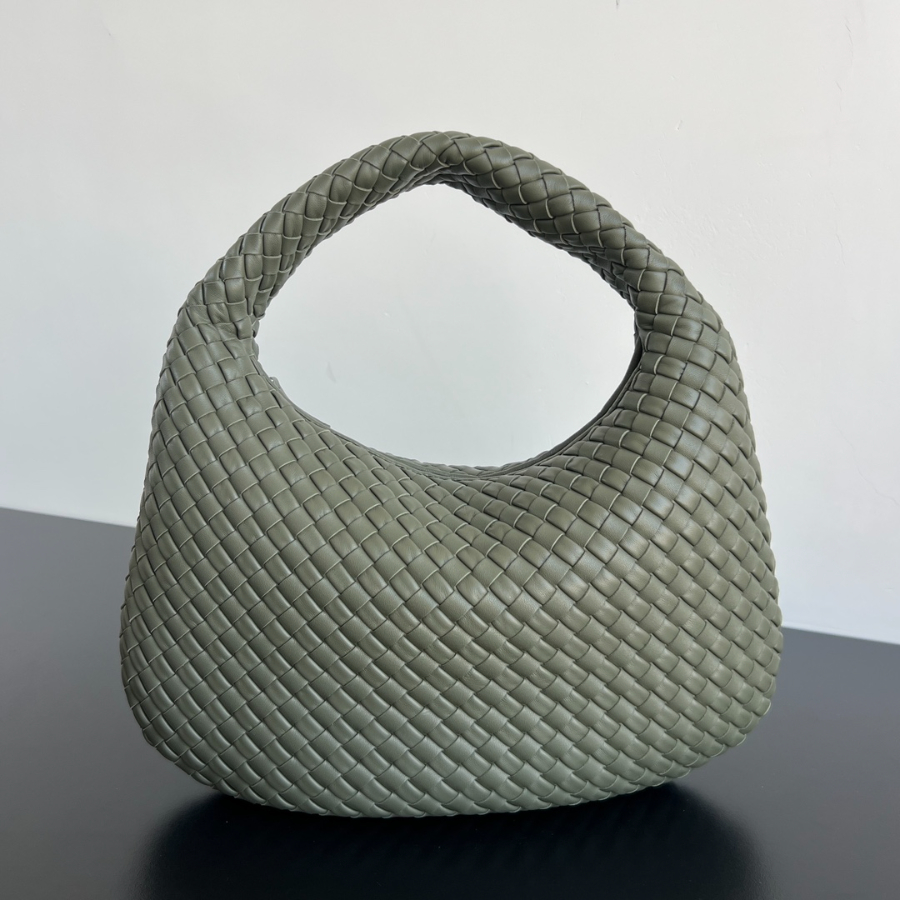 보테가베네타 베네타숄더백1.jpg