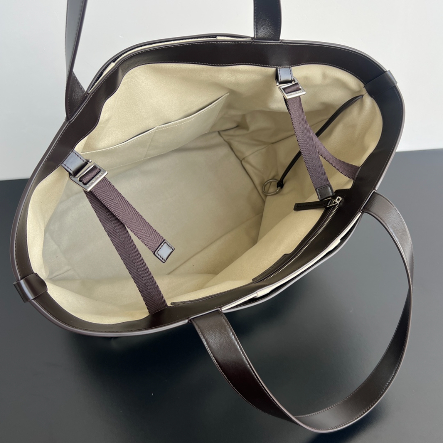 보테가베네타 아르코토트백4.jpg