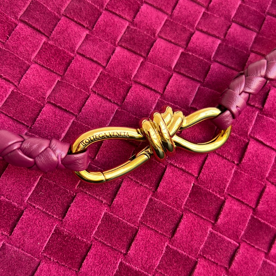 보테가베네타 안디아모라지7.jpg