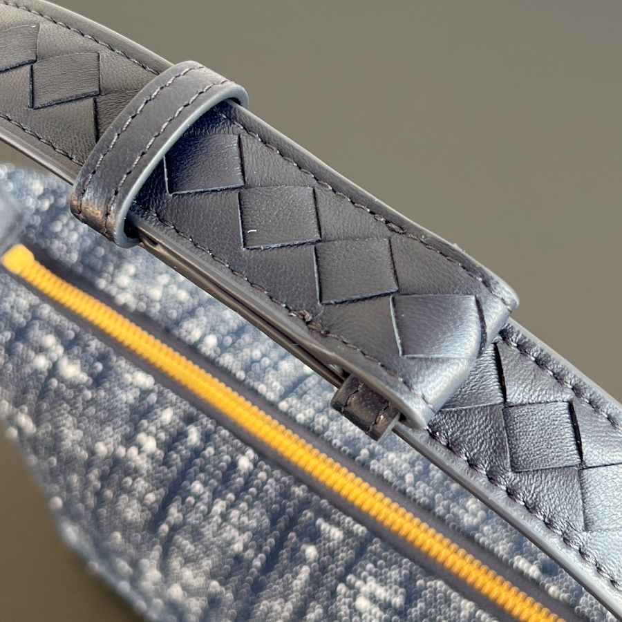 보테가베네타 월리스핸드백6.jpg