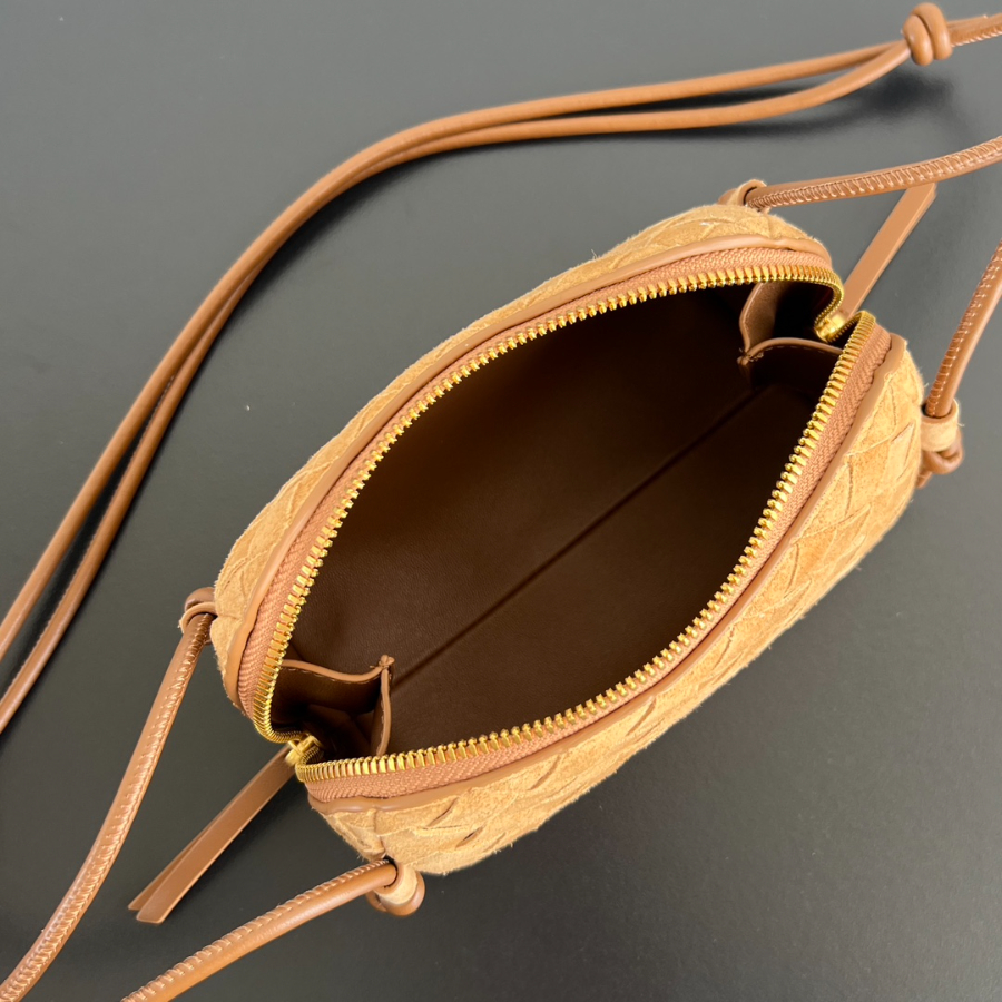 보테가베네타 콘서트파우치5.jpg