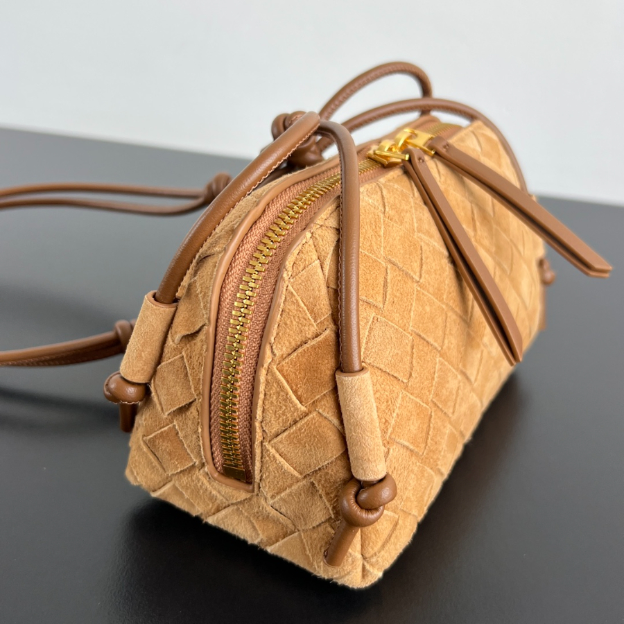 보테가베네타 콘서트파우치2.jpg