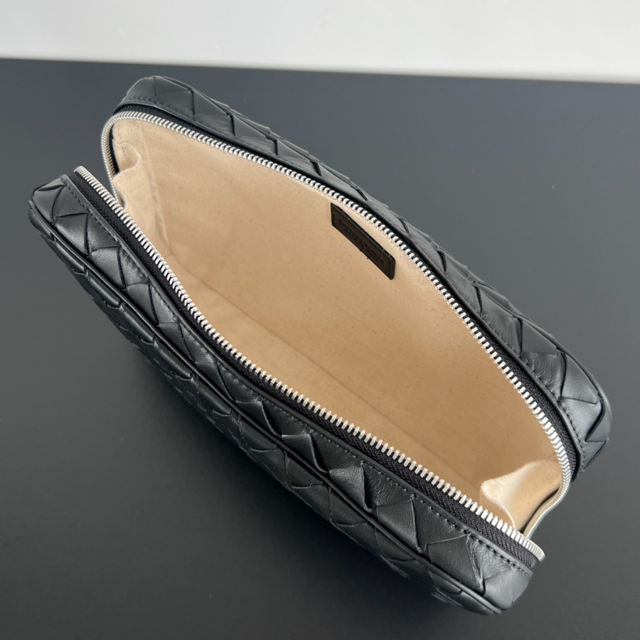 보테가베네타 클러치7.jpg