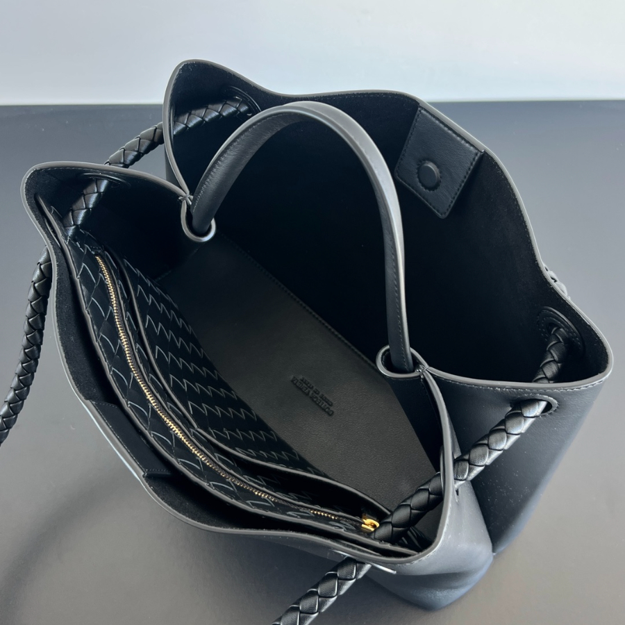 보테가베네타 안디아모미디엄탑핸들백5.jpg