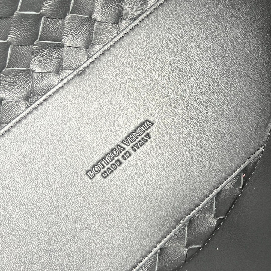 보테가베네타 안디아모미디엄토트백9.jpg