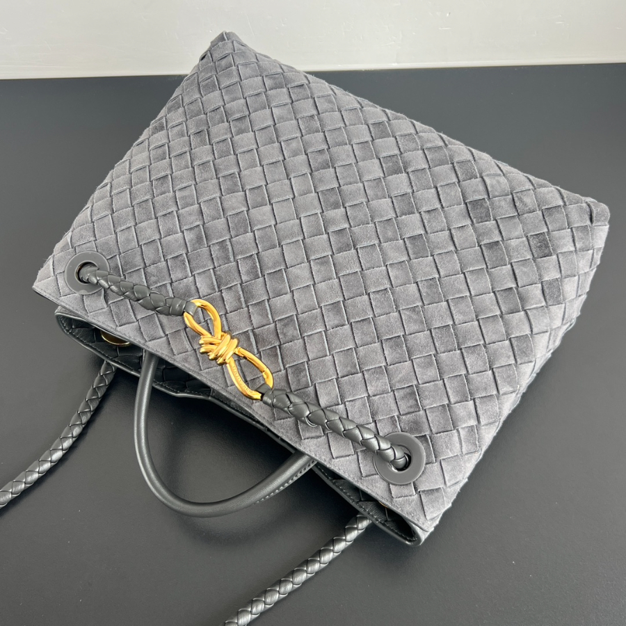 보테가베네타 안디아모미디엄토트백4.jpg