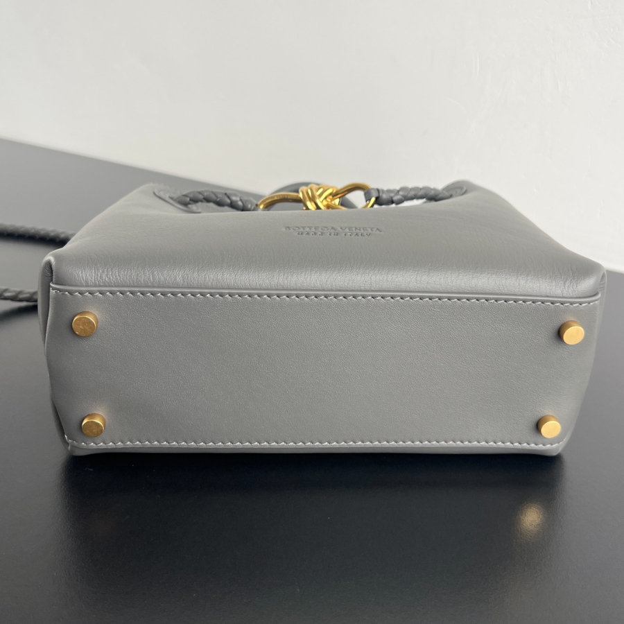 보테가베네타 안디아모스몰탑핸들백4.jpg