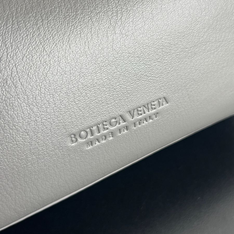 보테가베네타 안디아모스몰탑핸들백8.jpg