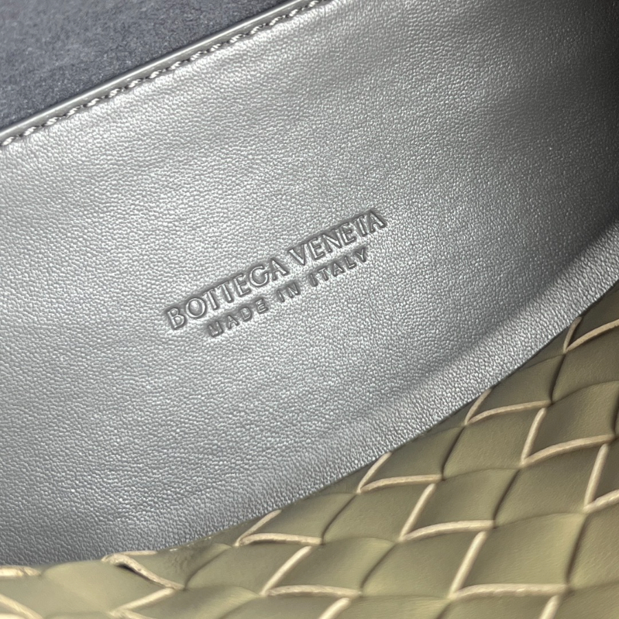 보테가베네타 안디아모스몰탑핸들백9.jpg