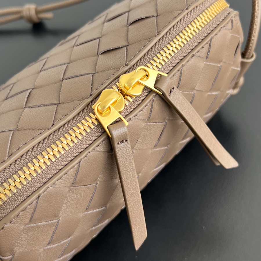 보테가베네타 콘서트파우치6.jpg