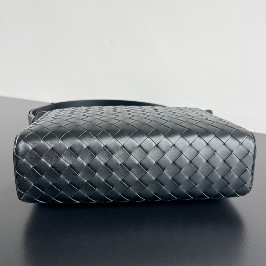 보테가베네타 트라이베카숄더백4.jpg