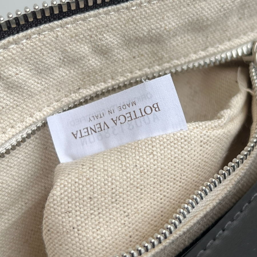 보테가베네타 트라이베카숄더백9.jpg