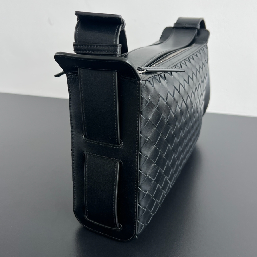 보테가베네타 트라이베카숄더백3.jpg