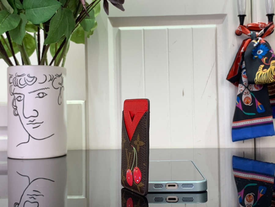 루이비통 LV x TM 포르트-카르트 마그넷 M14562 9.50.56.5cm3.jpg