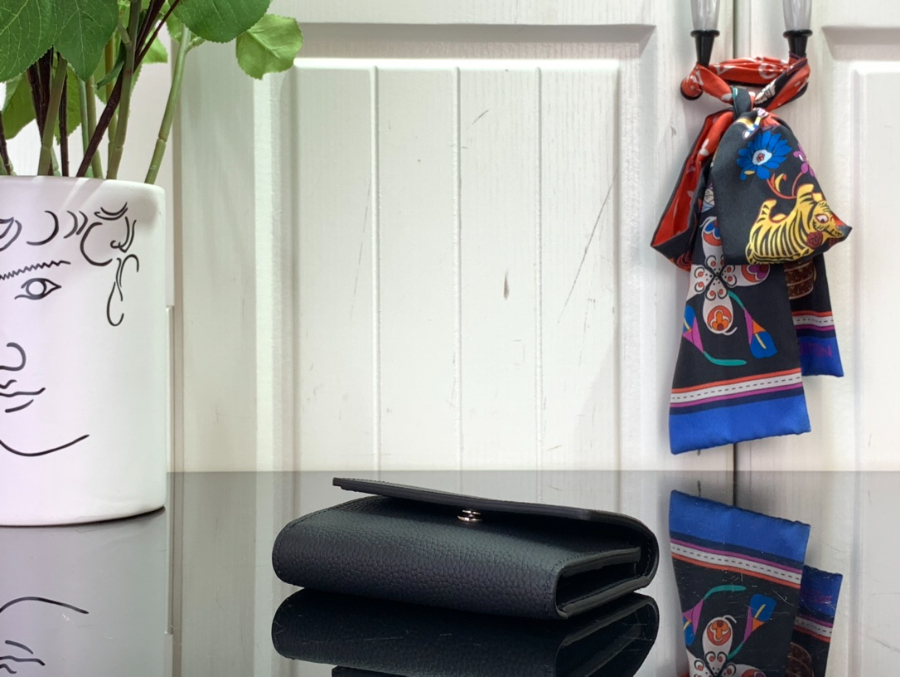 루이비통 LV 월릿 11.592.5cm M26250 블랙6.jpg