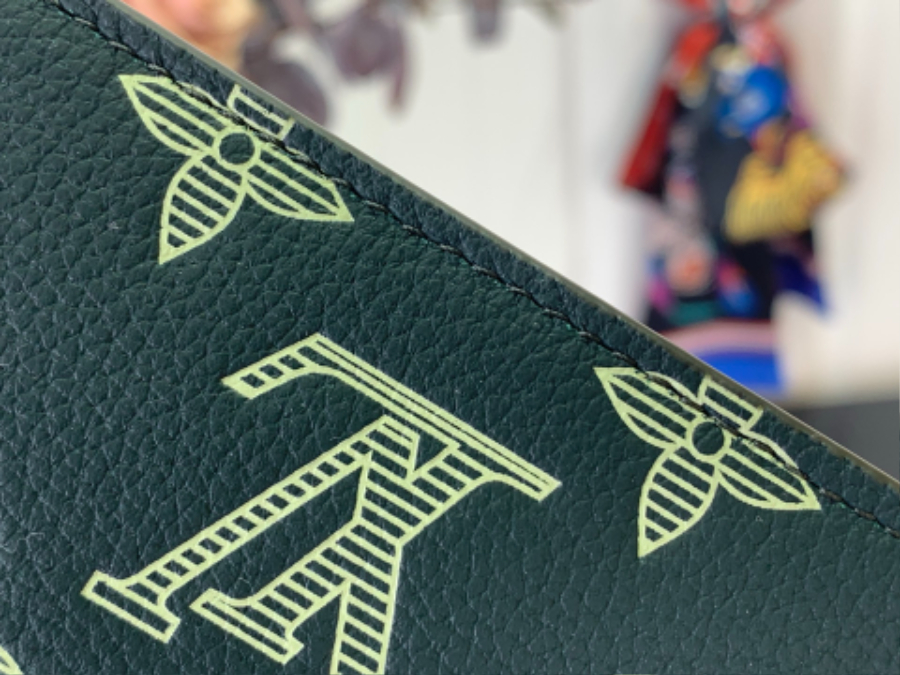 루이비통 더블 카드 홀더 흑녹색 M14791 71.511cm6.jpg