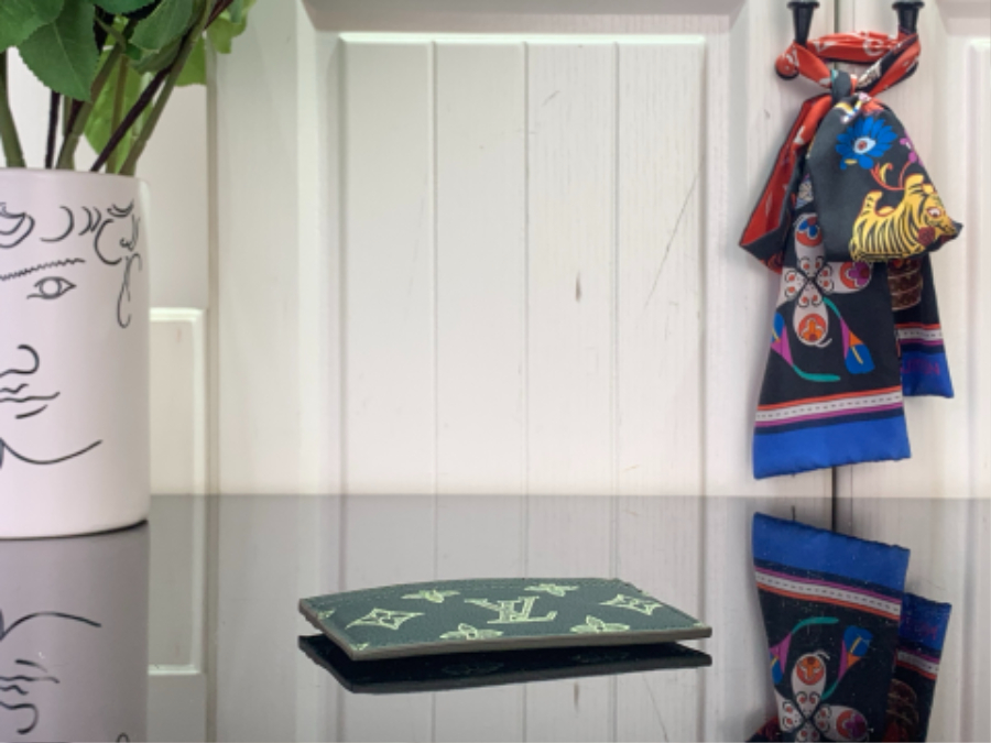 루이비통 더블 카드 홀더 흑녹색 M14791 71.511cm5.jpg