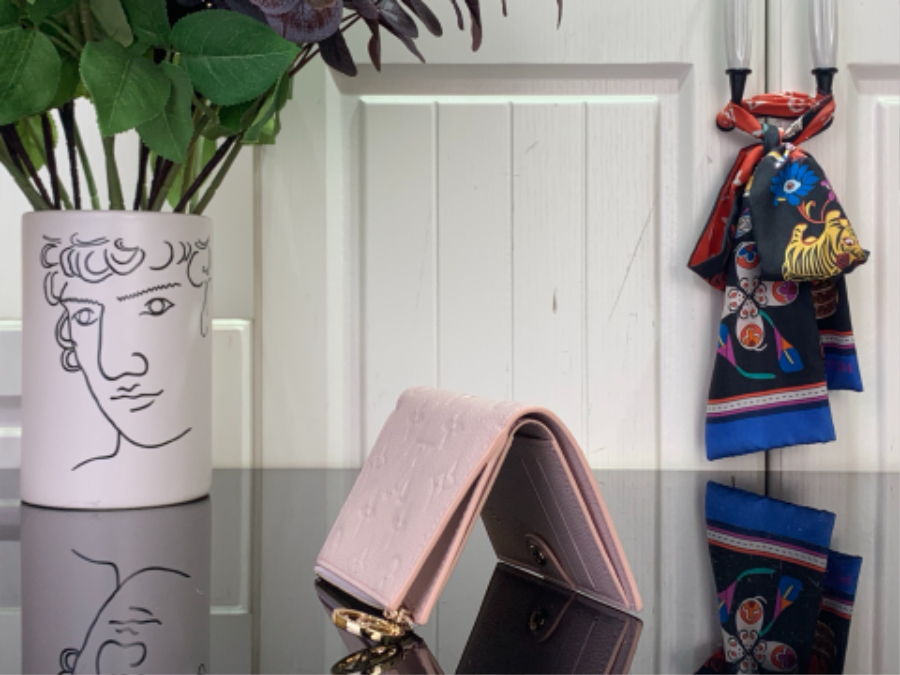 루이비통 리사 월릿 M26517 11.51.59cm 핑크4.jpg