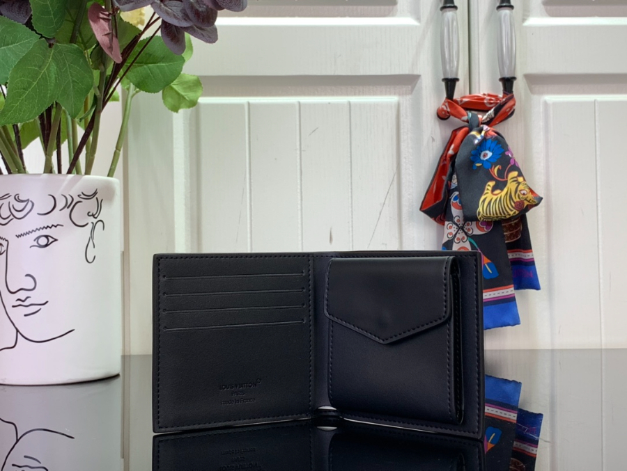 루이비통 마르코 월릿 10.510.52cm M25944 블랙3.jpg