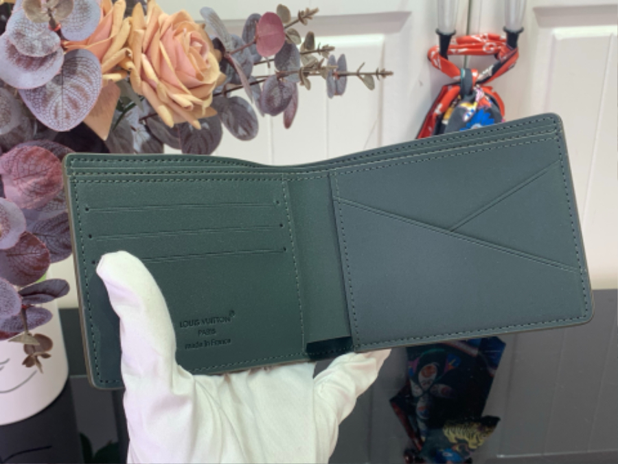 루이비통 멀티플 월릿 흑녹색 M27150 11.591.5cm3.jpg