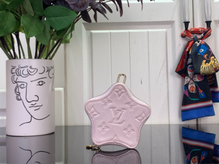 루이비통 별 동전 지갑 백 참 핑크 M26575 10.5210.5cm1.jpg