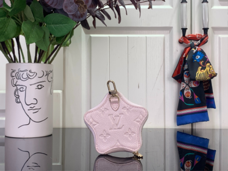 루이비통 별 동전 지갑 백 참 핑크 M26575 10.5210.5cm2.jpg