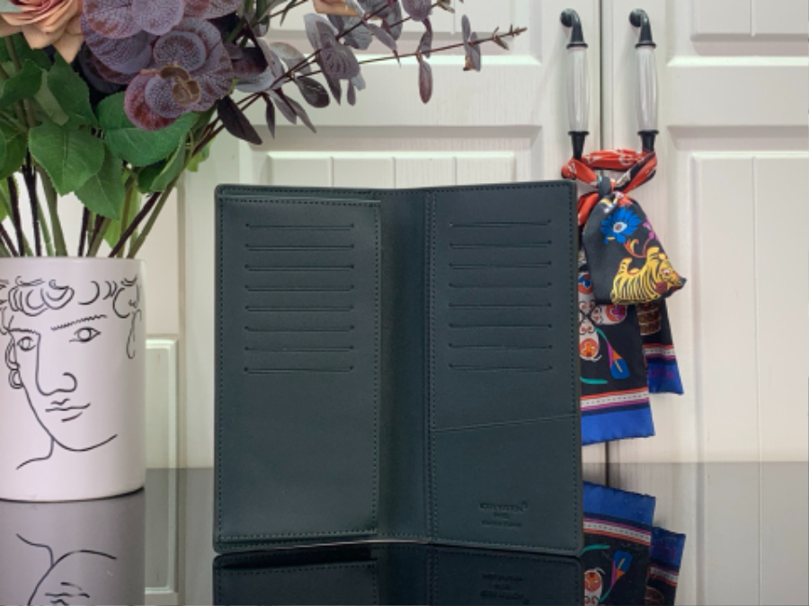 루이비통 브라짜 월릿 장지갑 흑녹색 M61697 1910cm3.jpg