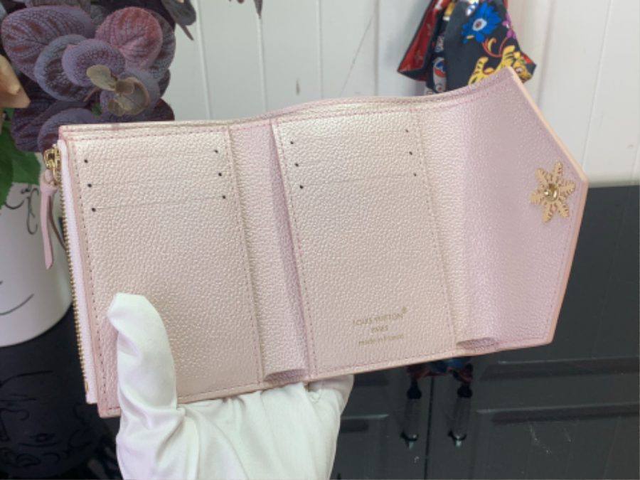 루이비통 빅토린 월릿 M26522 129.52.5cm 핑크3.jpg