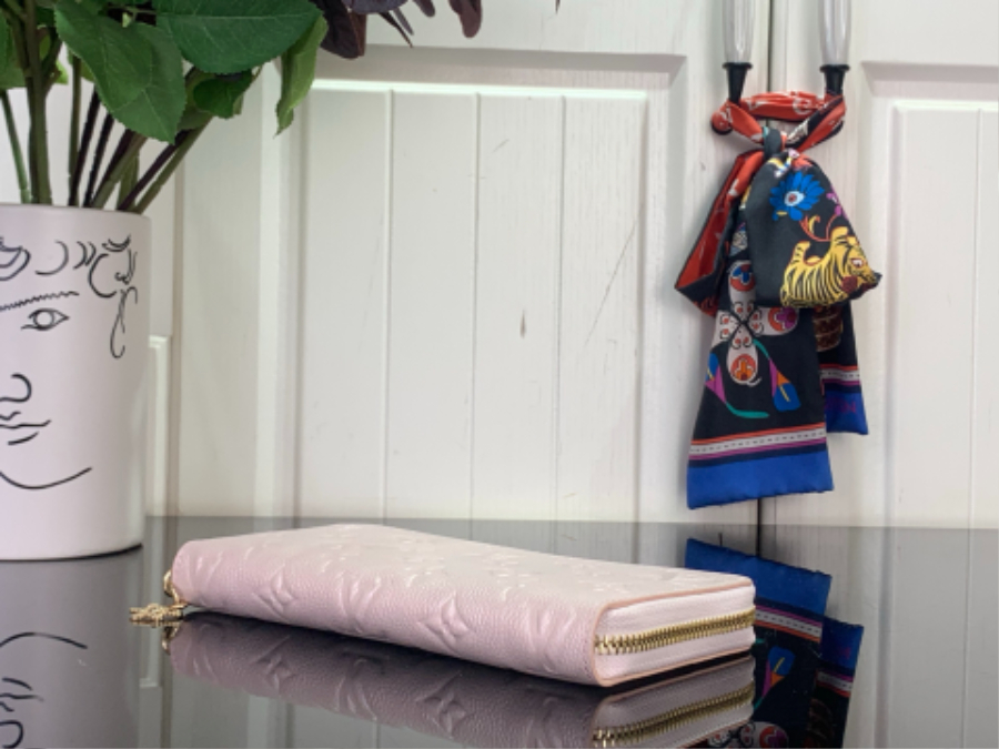 루이비통 지피 장지갑 M27122 19.510.52.5cm 핑크5.jpg