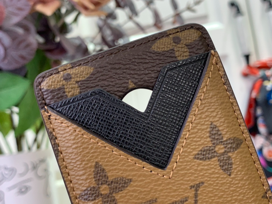 루이비통 포르트-카르트 마그넷 맥세이프 카드지갑 M25654 9.50.56.5cm5.jpg